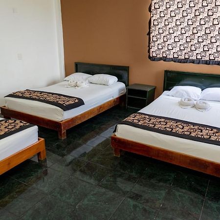 Hotel Las Palmas Cancun Centro Bagian luar foto